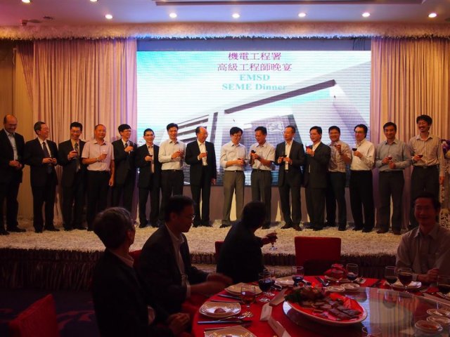 P9273538 (Large)